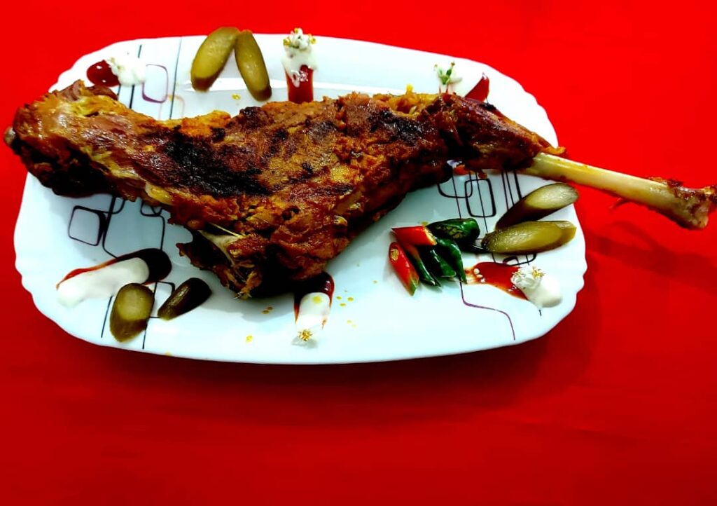 دوره آشپزی درکشتی پارس یاسان 8