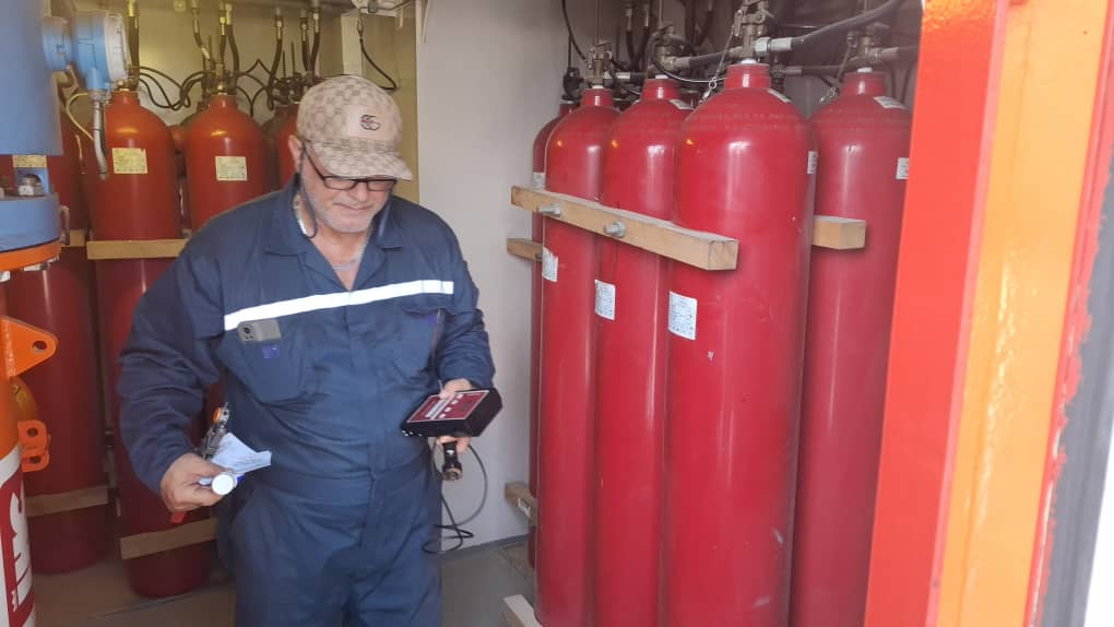 بازرسی و صدور گواهینامه سیستم ثابتCO2 و رسکیوبوت شناور مکران3
